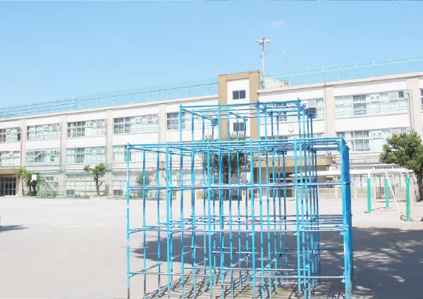 杉並第九小学校 外観