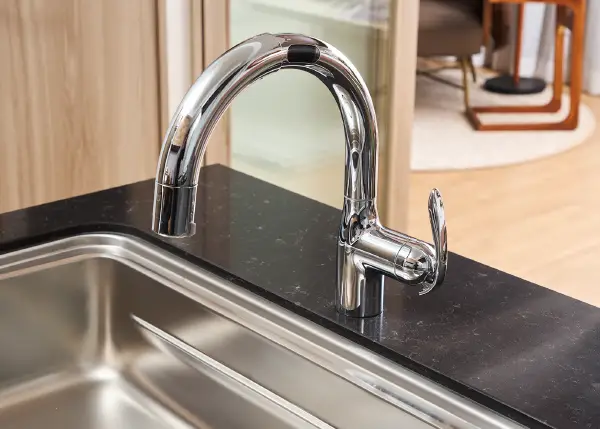 浄水器一体型タッチレス水栓